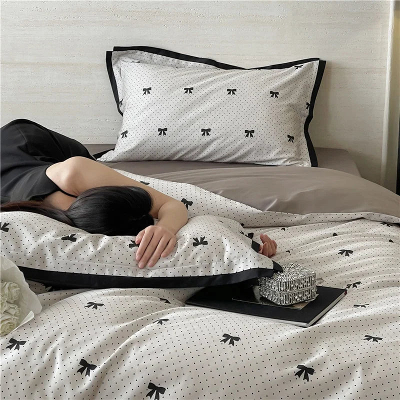 Duvet Cover Set Cotton Satin Butterfly Motif Four-Piece