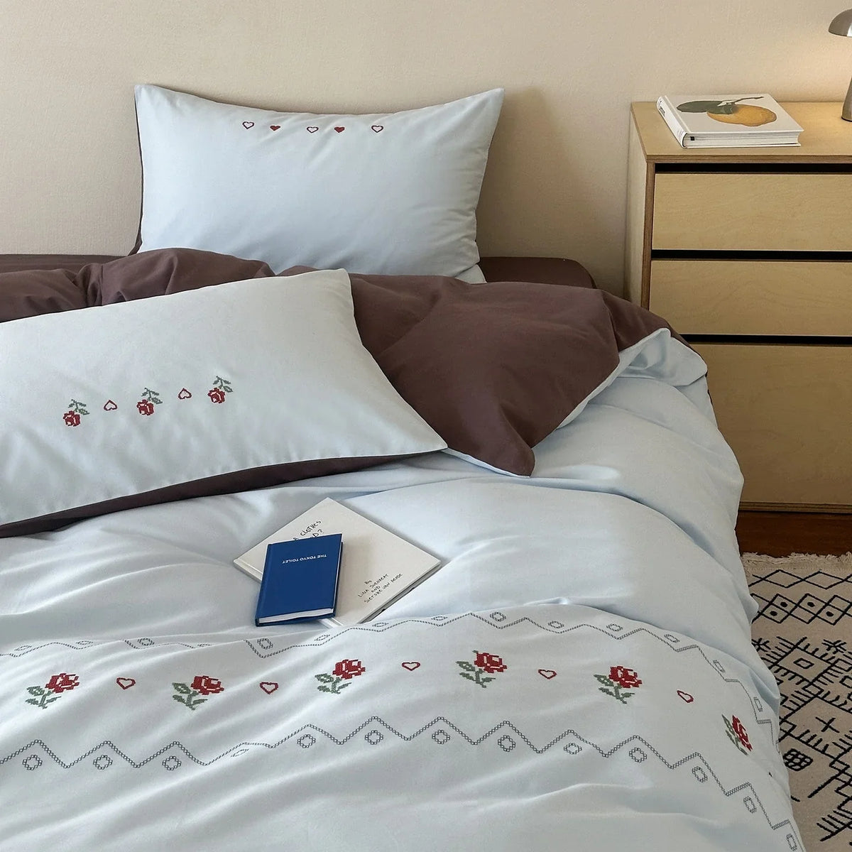 Duvet Cover Set Reversible Cotton Percale Rose Embroidery 4-Piece