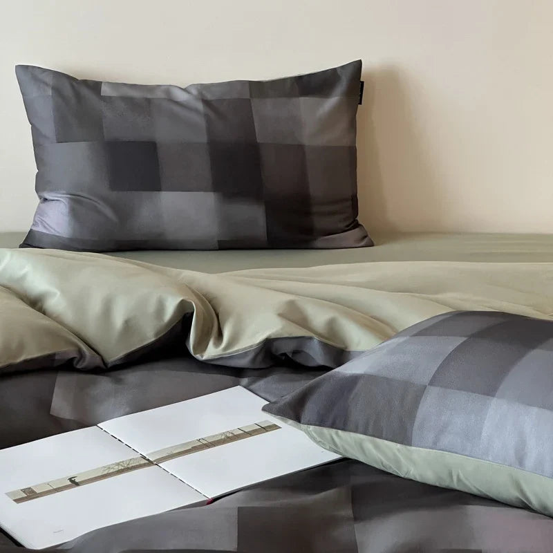 Duvet Cover Set Reversible Cotton Satin 4-Piece