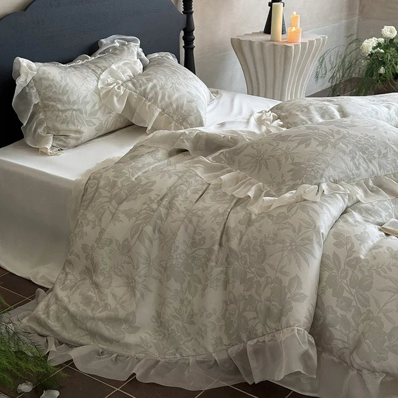 Duvet Cover Set Satin Jacquard Floral Relief 4-Piece