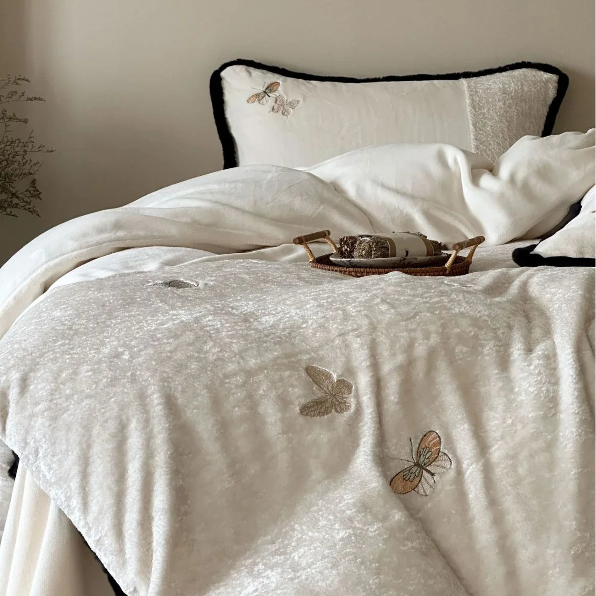Duvet Cover Set Velvet Embroidered & Contrast Piping