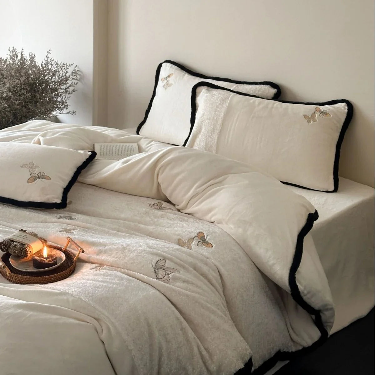 Duvet Cover Set Velvet Embroidered & Contrast Piping