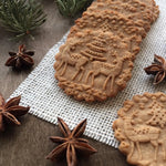 Embossed Rolling Pin Solid Maple Holiday Patterns 7.5-Inch Pattern Area