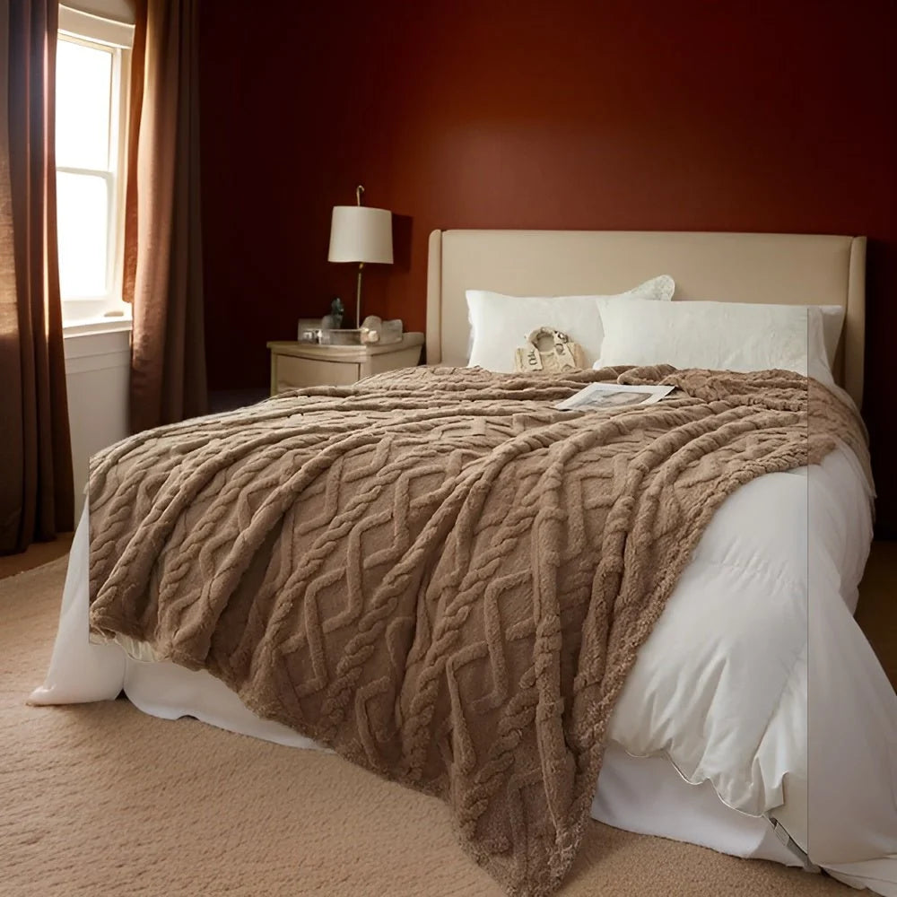 Fleece Blanket Double-Layer Machine-Washable Pilling-Resistant