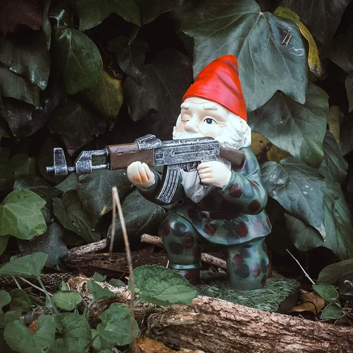 Garden Gnome Statue Military Warrior Design Weatherproof & Fade-Resistant