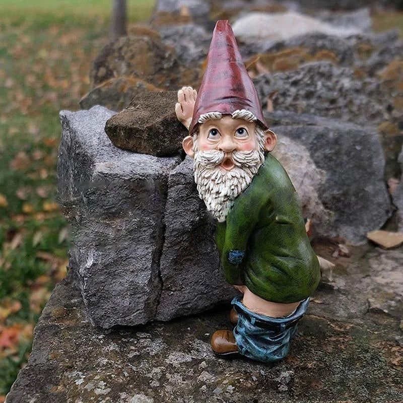 Garden Gnome Statue Resin Urinating Design for Outdoor Decor