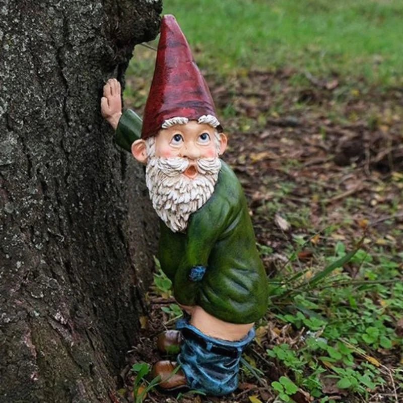 Garden Gnome Statue Resin Urinating Design for Outdoor Decor