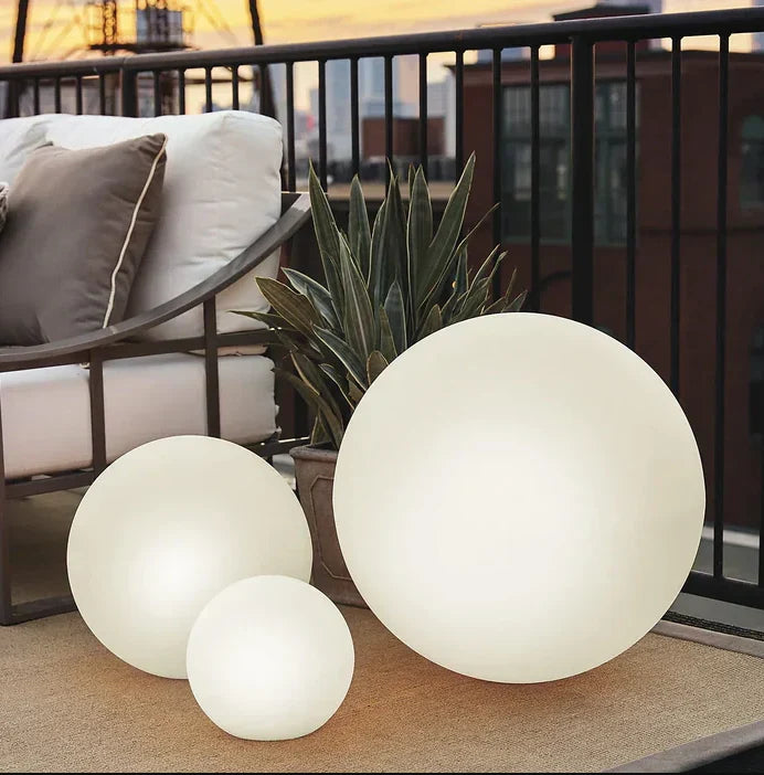 Garden Lamp Globe Warm White LED & Weatherproof