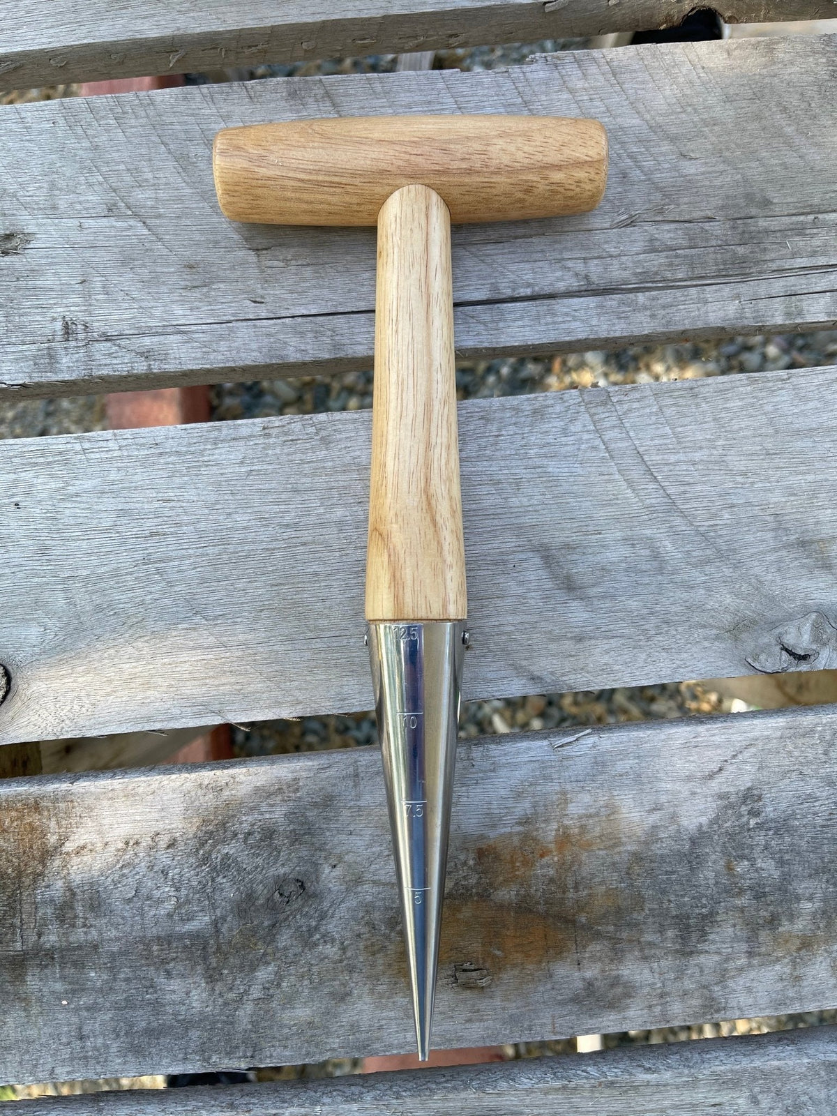 Garden Seed Dibber Beechwood Handle Stainless Steel Tip