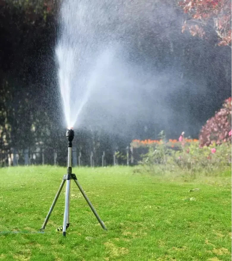 Garden Sprinkler 360° Coverage Adjustable Range Weather-Resistant