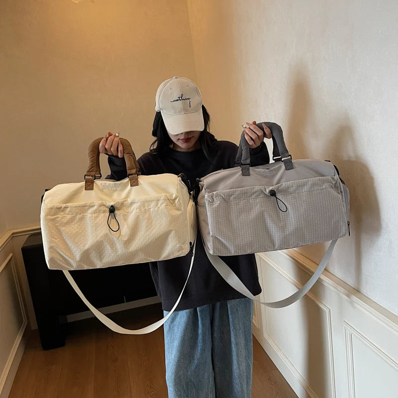 Gym Bag Durable Fabric Multiple Pockets & Padded Strap
