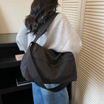 Gym Duffel Bag Lightweight & Water-Resistant Multiple Zippered Pockets