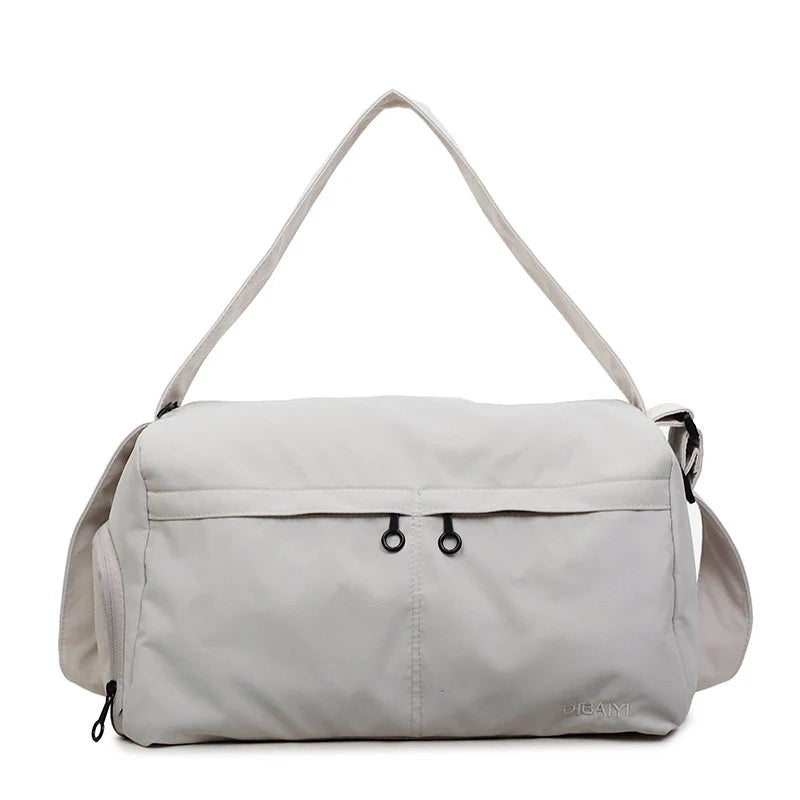 Gym Duffel Bag Lightweight & Water-Resistant Multiple Zippered Pockets