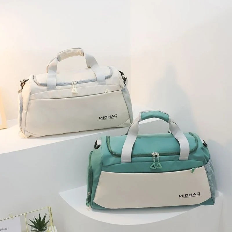Gym Duffel Bag Spacious Water-Resistant Removable Strap
