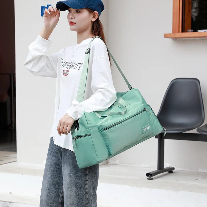 Gym Duffel Bag Water-Resistant Lightweight Spacious Compartments