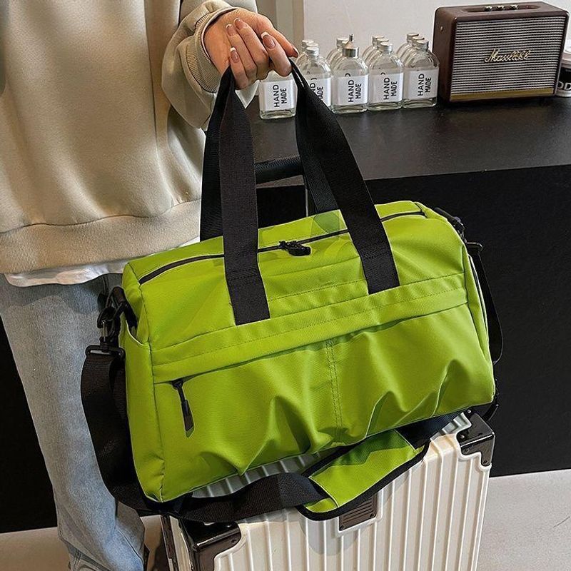 Gym Duffel Bag Water-Resistant Spacious Adjustable Strap