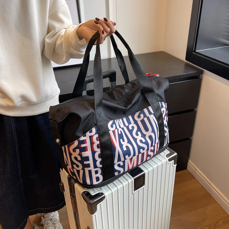 Gym Duffel Bag Wear-Resistant Fabric Shoe Compartment Padded Straps