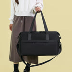 Gym Duffle Bag Breathable Mesh Pockets Adjustable Strap