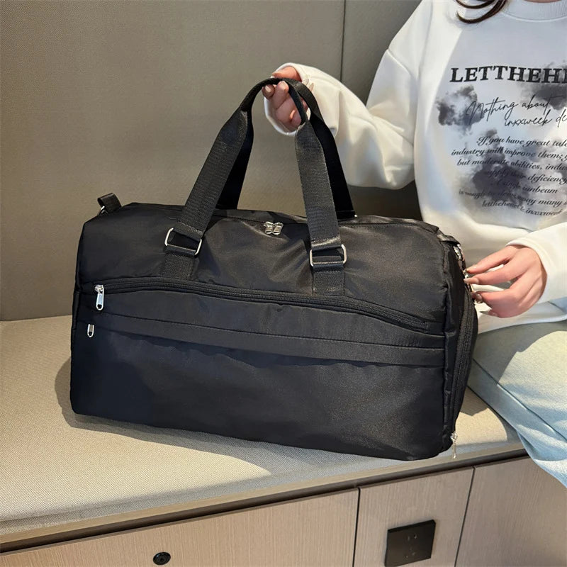 Gym Duffle Bag Spacious Main Compartment Multiple Pockets
