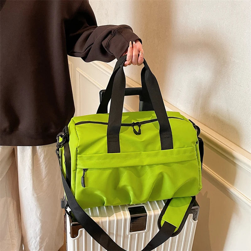 Gym Duffle Bag Water-Resistant Spacious Interior & Multiple Pockets
