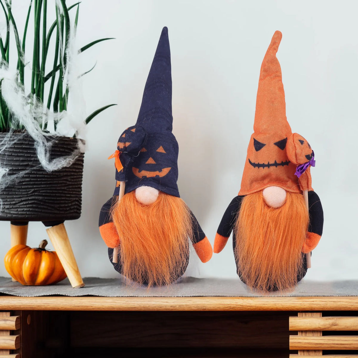 Halloween Figurine Witch Hat Pumpkin Motif Fade Resistant