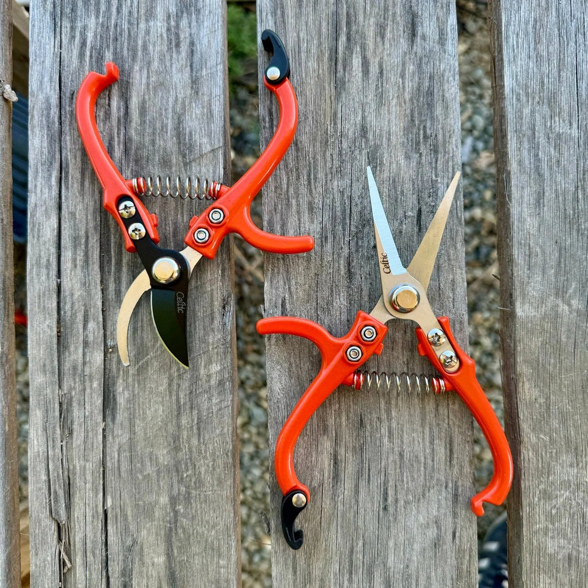 Hand Pruners Ergonomic Compact Corrosion-Resistant Blades