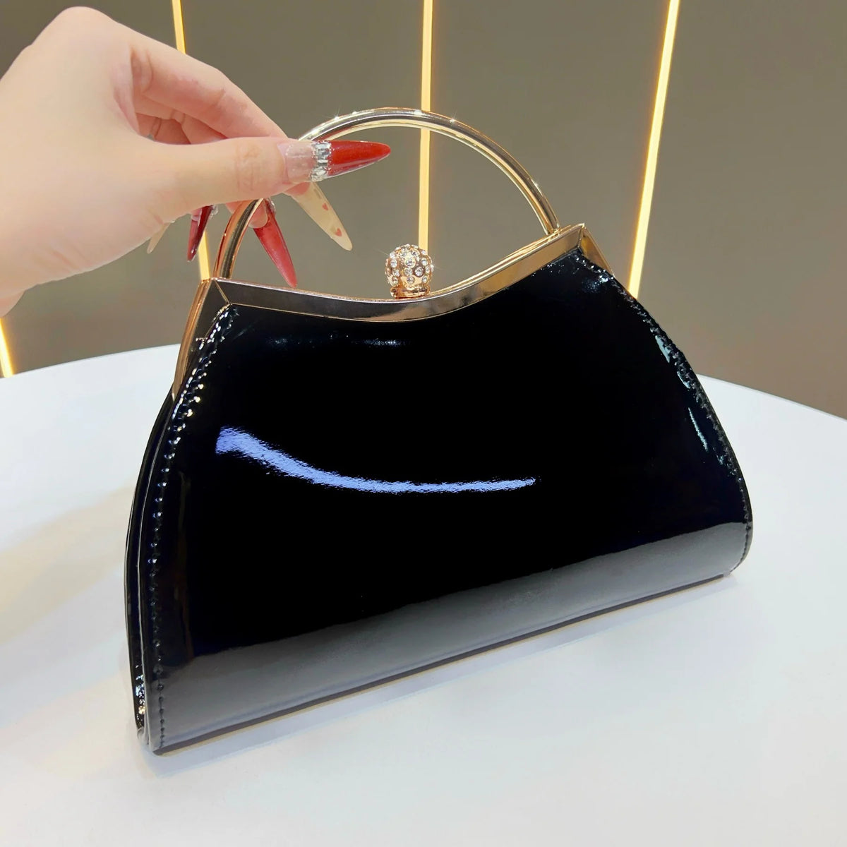 Handbag Patent Leather Vintage-Inspired Rounded Silhouette Gold-Tone Closure
