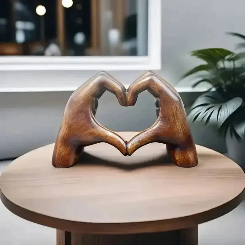 Heart Sculpture Solid Wood Natural Grain Home Decor