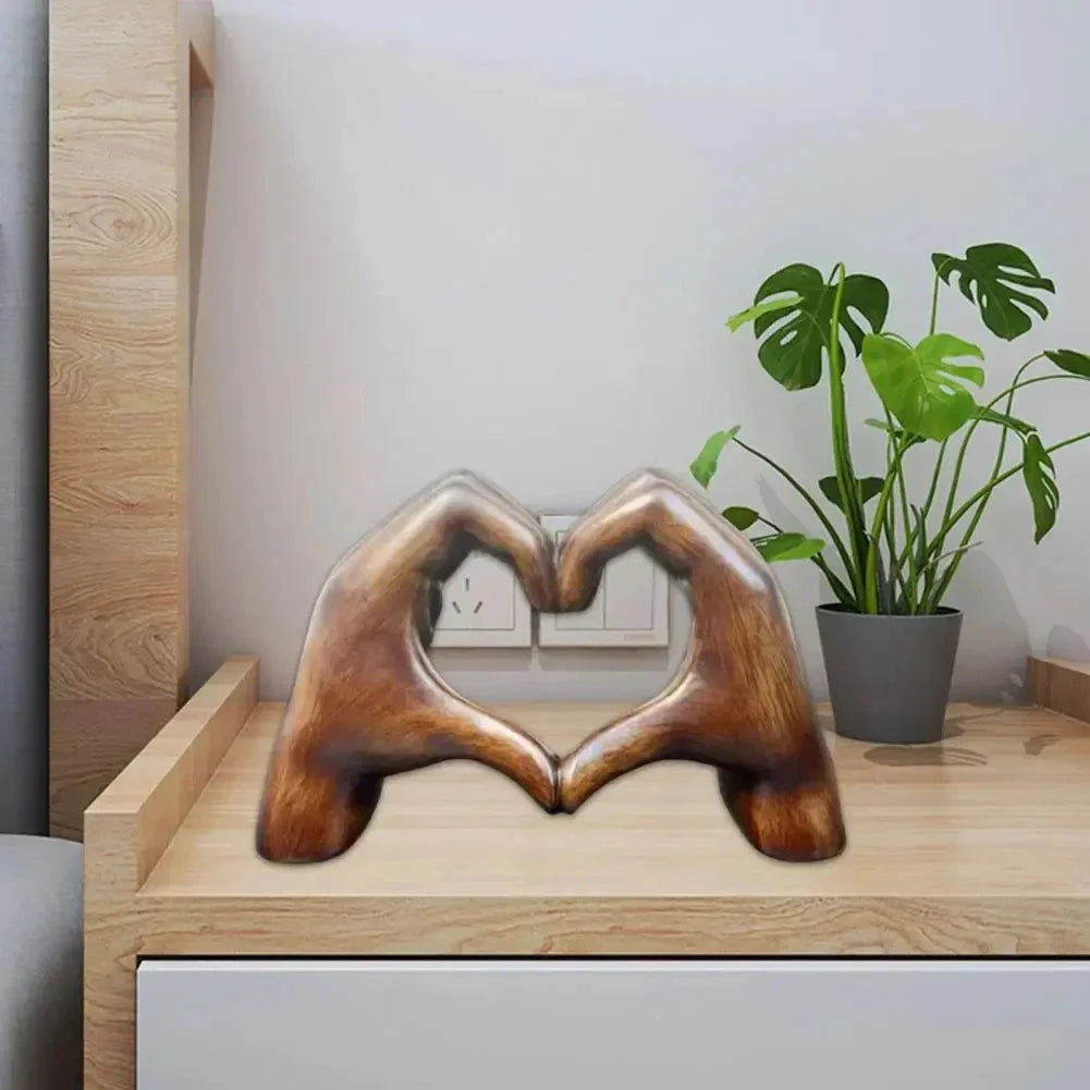 Heart Sculpture Solid Wood Natural Grain Home Decor