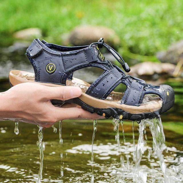 Hiking Sandals Closed-Toe Cowhide Leather & Non-Slip Sole