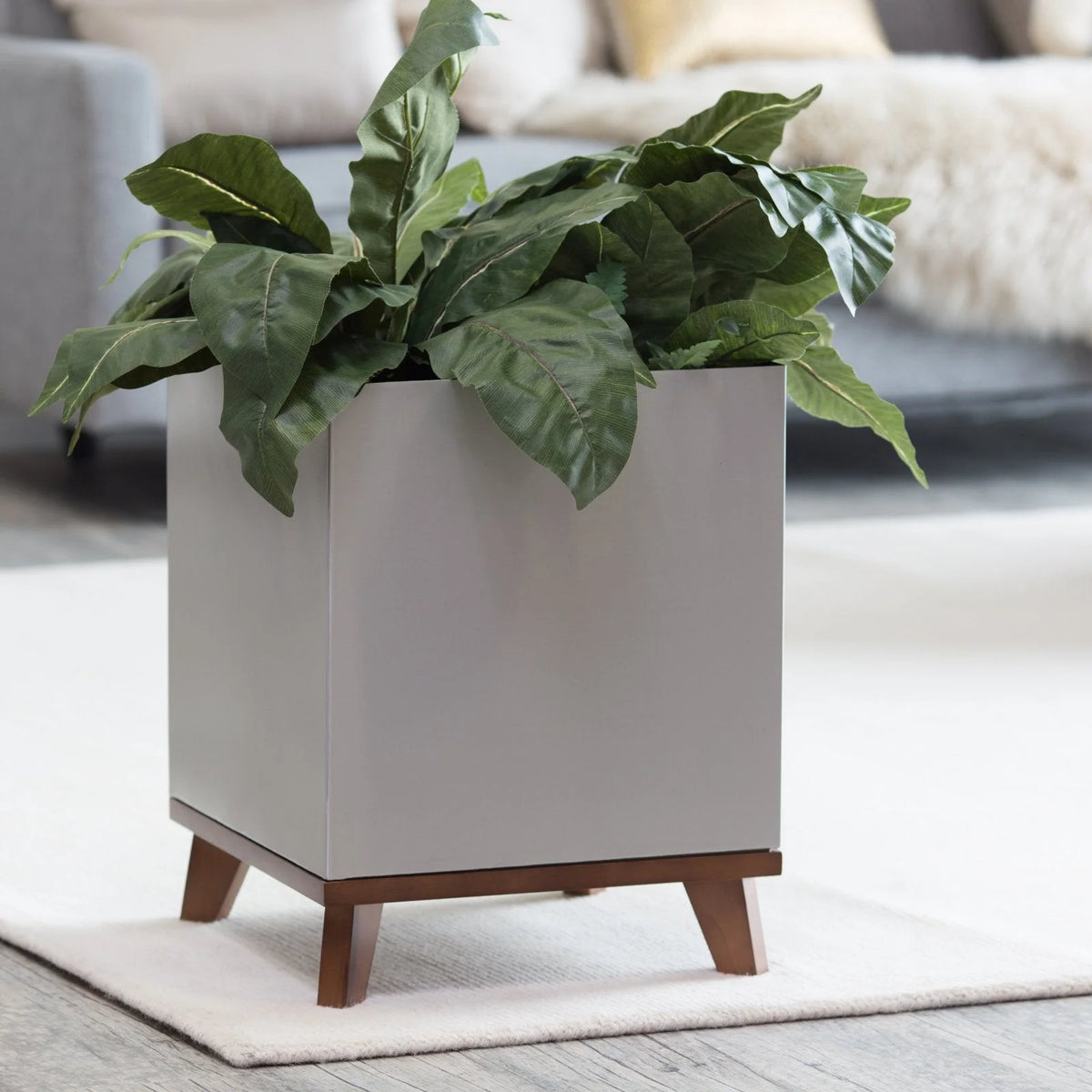 Indoor Planter Brushed Aluminum Waterproof Lining Hardwood Stand
