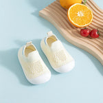 Kids Grip Socks Full-Coverage Non-Slip Sole Breathable Machine-Washable