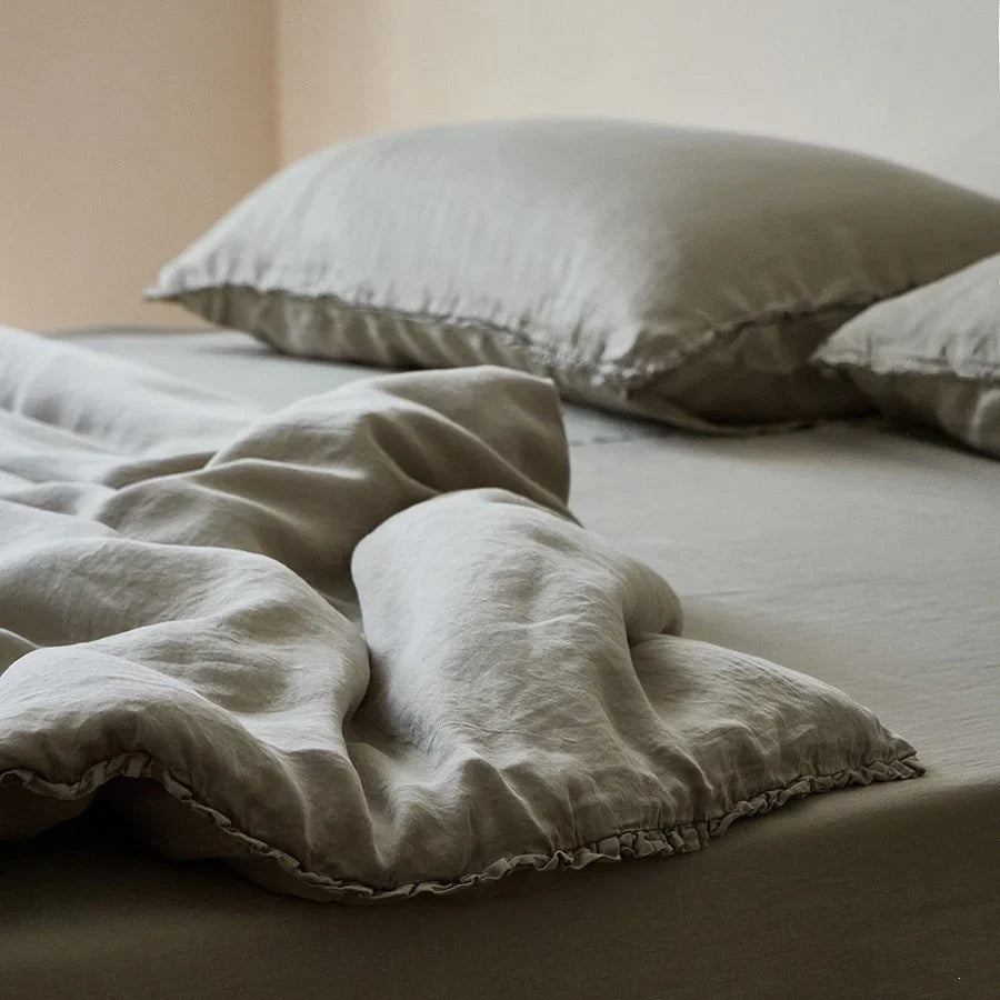 Linen Bedding Set Pre-Washed Crêpe Ruffle Edge Concealed Zipper