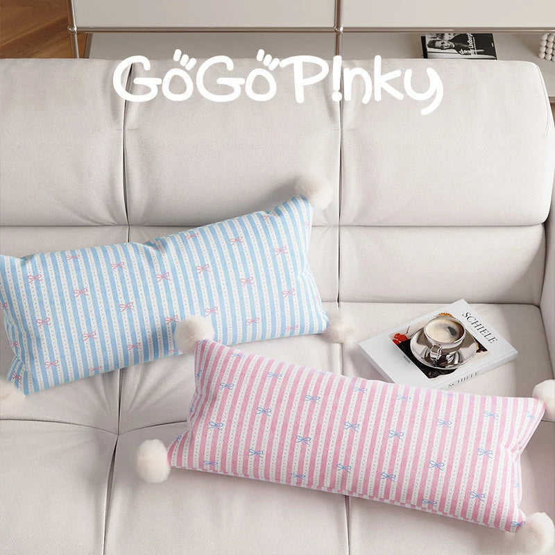 Lumbar Pillow Cotton-Linen Bow-Print & Pom-Pom Corners