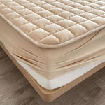 Mattress Protector Liquid-Resistant Breathable Machine-Washable