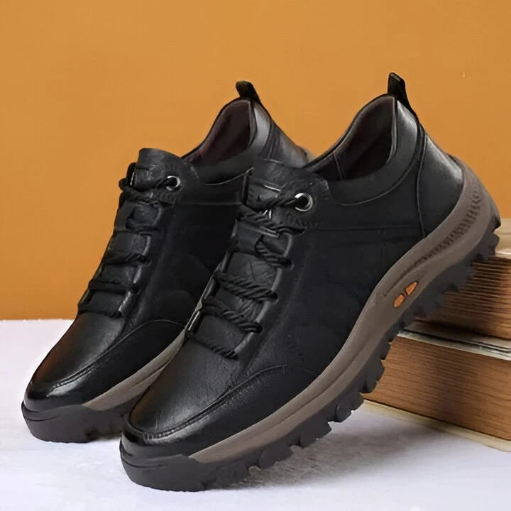 Men’s Walking Sneakers Cushioned Lace-Up Everyday Traction