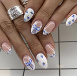 Nail Art Set Self-Adhesive Holiday Designs Long-Lasting Wear