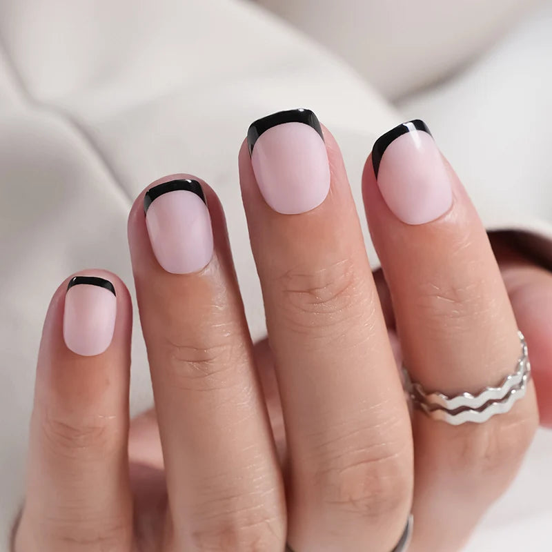 Nail Art Set Self-Adhesive Holiday Designs Long-Lasting Wear