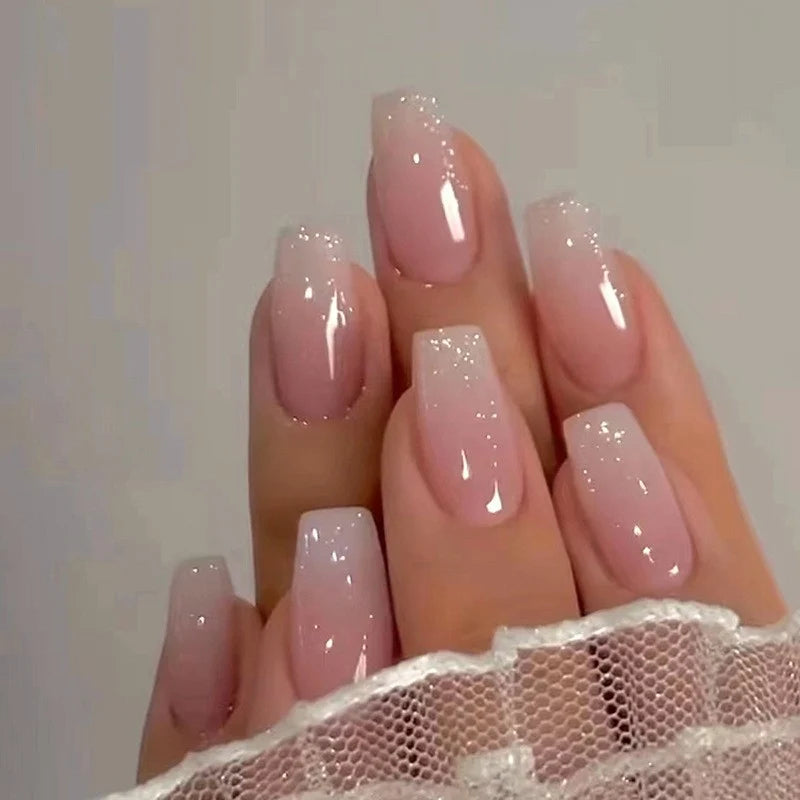 Nail Art Set Self-Adhesive Holiday Designs Long-Lasting Wear