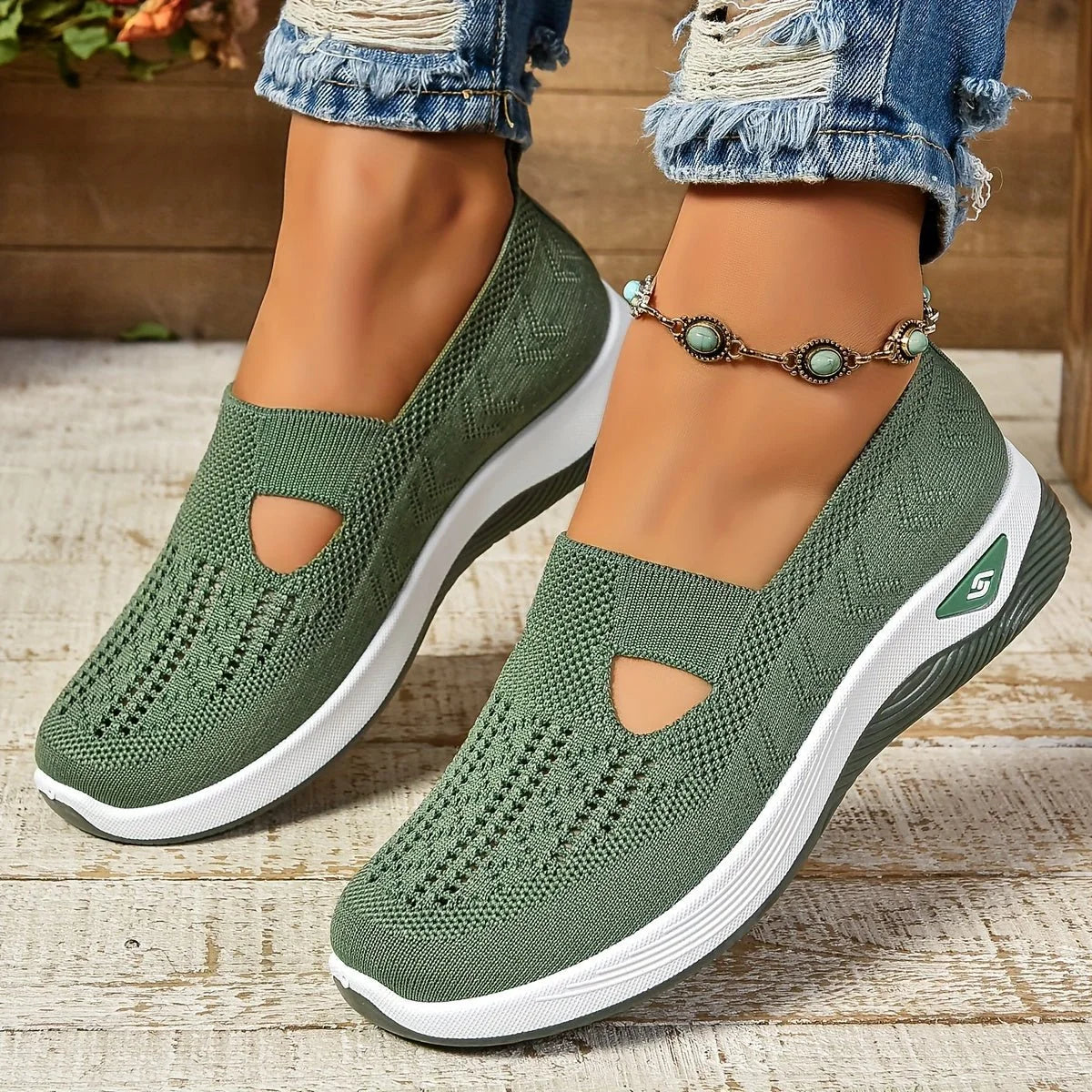 Orthopedic Slippers Gel-Cushioned Slip-Resistant Slip-On