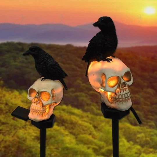 Outdoor Pathway Light Raven Skull Solar-Powered Auto On/Off