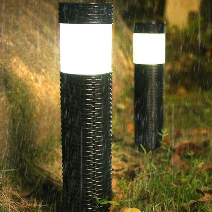 Outdoor Solar Light Rattan Cylindrical Integrated LED 500 Lumen