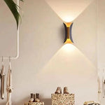 Outdoor Wall Light Curved LED IP65 Weather-Resistant