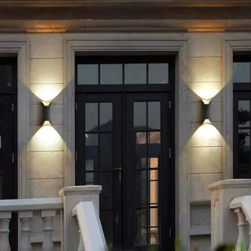 Outdoor Wall Light Curved LED IP65 Weather-Resistant