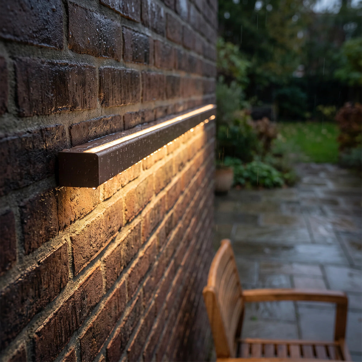 Outdoor Wall Light Linear LED Motion Sensor IP65 Weather-Resistant