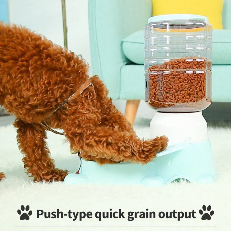 Pet Feeder Push-Down Slow-Release 1.9 Qt Capacity