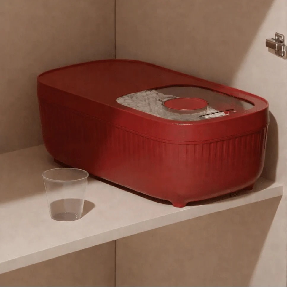 Pet Food Storage Container Airtight BPA-Free With Silicone Seal