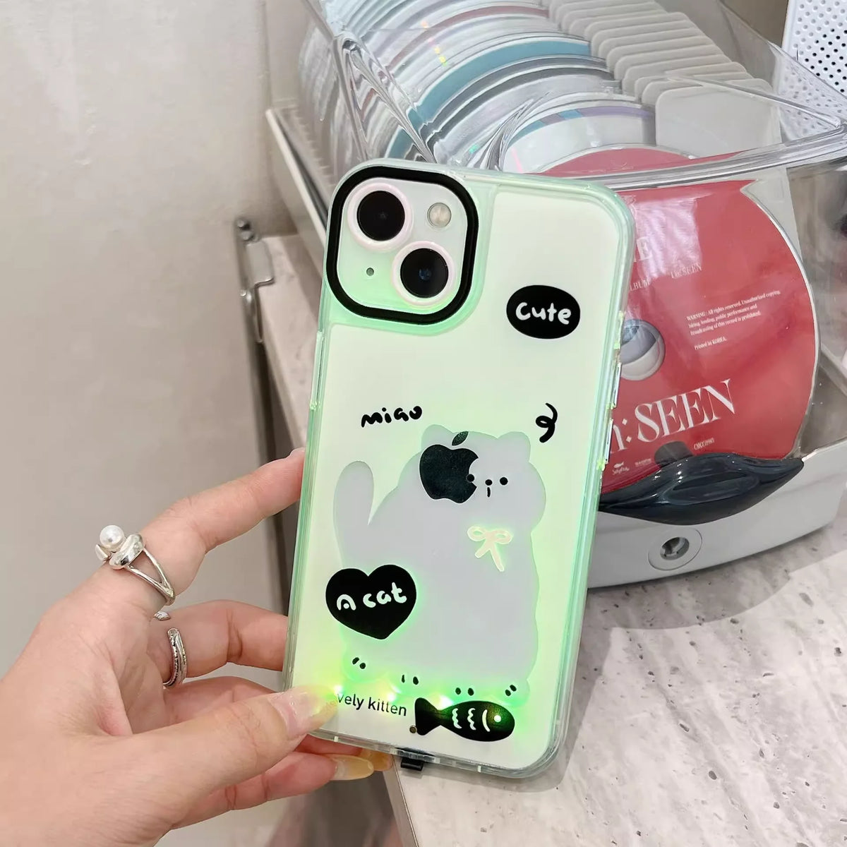 Phone Case Glow-in-the-Dark Shock-Absorbing Cat Design