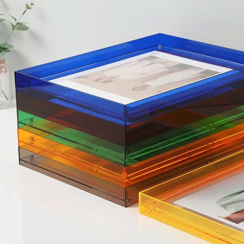 Photo Frame Acrylic Floating Display Effect
