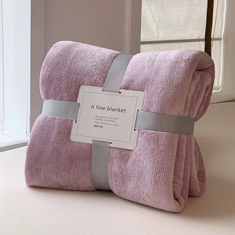 Plush Fleece Blanket Ultra-Soft & Warm Machine Washable